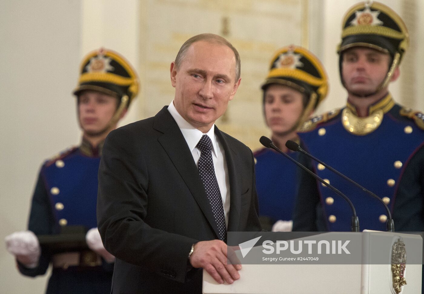 Vladimir Putin hands out 2013 Russian Federation National Awards