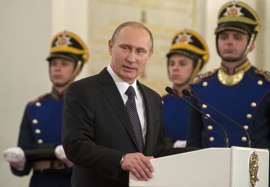 Vladimir Putin hands out 2013 Russian Federation National Awards
