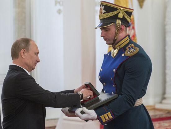 Vladimir Putin hands out 2013 Russian Federation National Awards