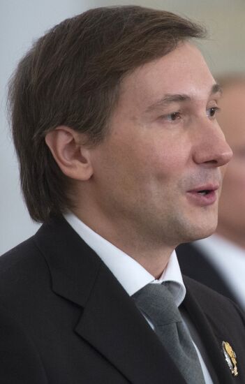 Vladimir Putin hands out 2013 Russian Federation National Awards