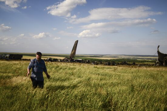 Impact point of Ukrainian Air Force Il-76 downed by Lugansk self-defense