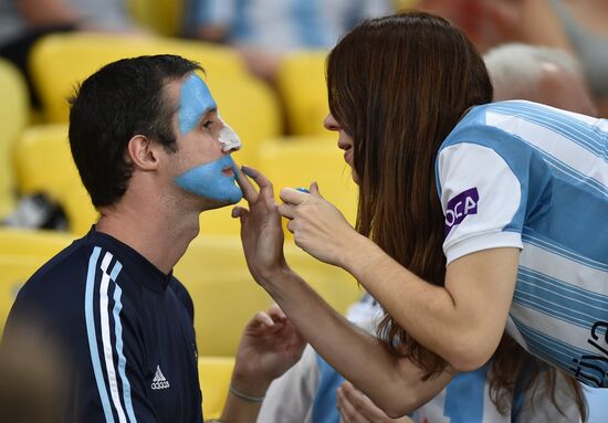 2014 FIFA World Cup. Argentina vs. Bosnia and Herzegovina