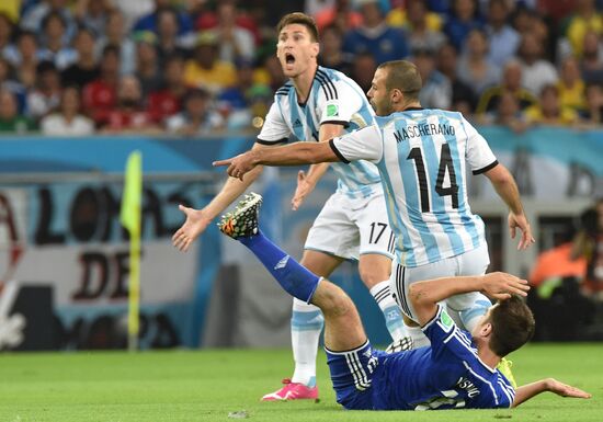 2014 FIFA World Cup. Argentina vs. Bosnia and Herzegovina