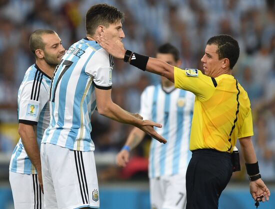 2014 FIFA World Cup. Argentina vs. Bosnia and Herzegovina