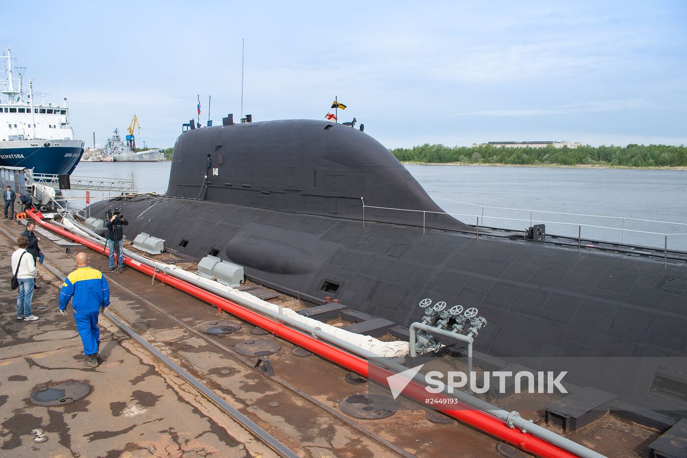 First multirole Yasen SSBN adopted by Russian Navy