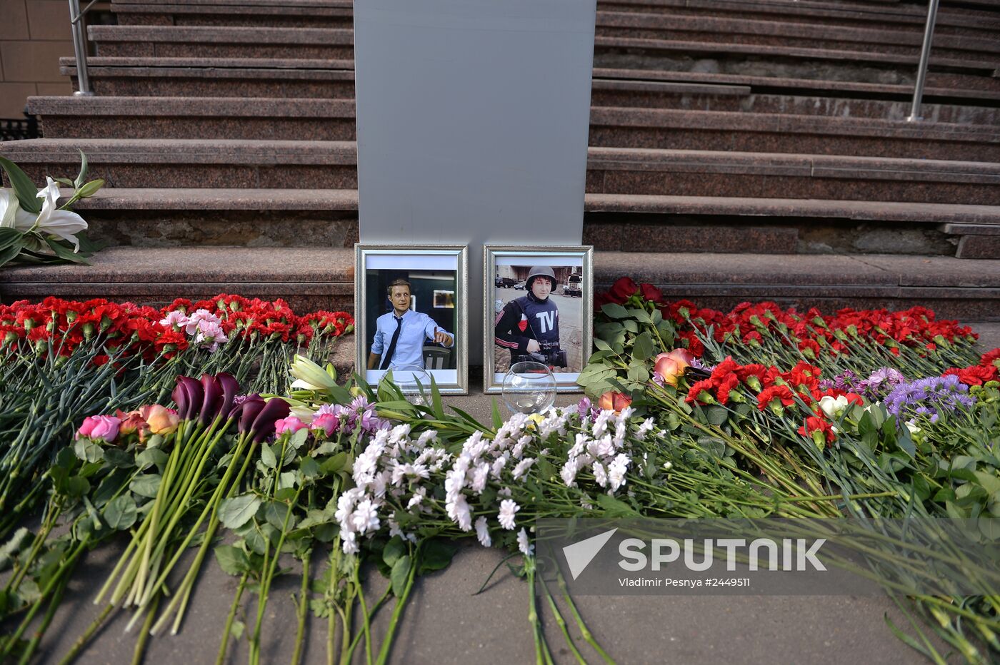 Flowers at VGTRK headquarters in memory of killed journalists