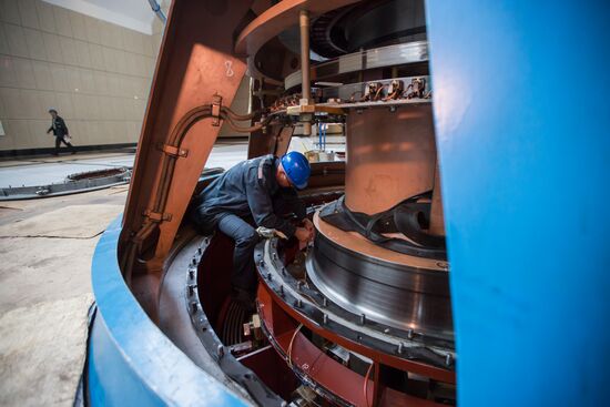 Repair of unit at Bureiskaya hydropower plant