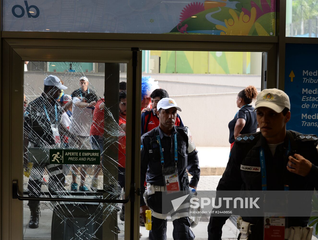 The 2014 FIFA World Cup. Spain vs. Chile