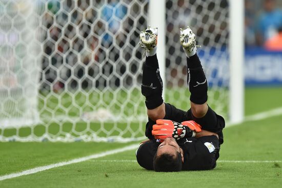 The 2014 FIFA World Cup. Spain vs. Chile