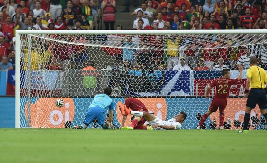 The 2014 FIFA World Cup. Spain vs. Chile