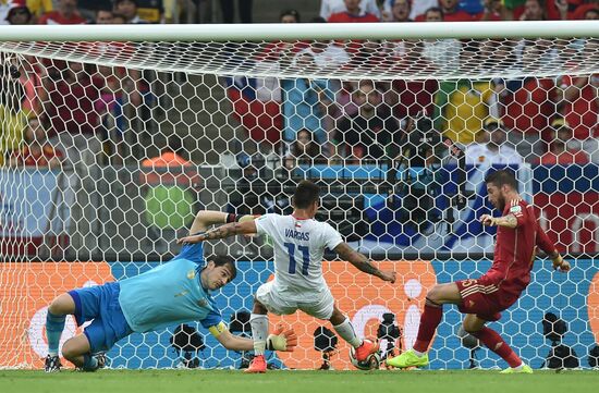 The 2014 FIFA World Cup. Spain vs. Chile
