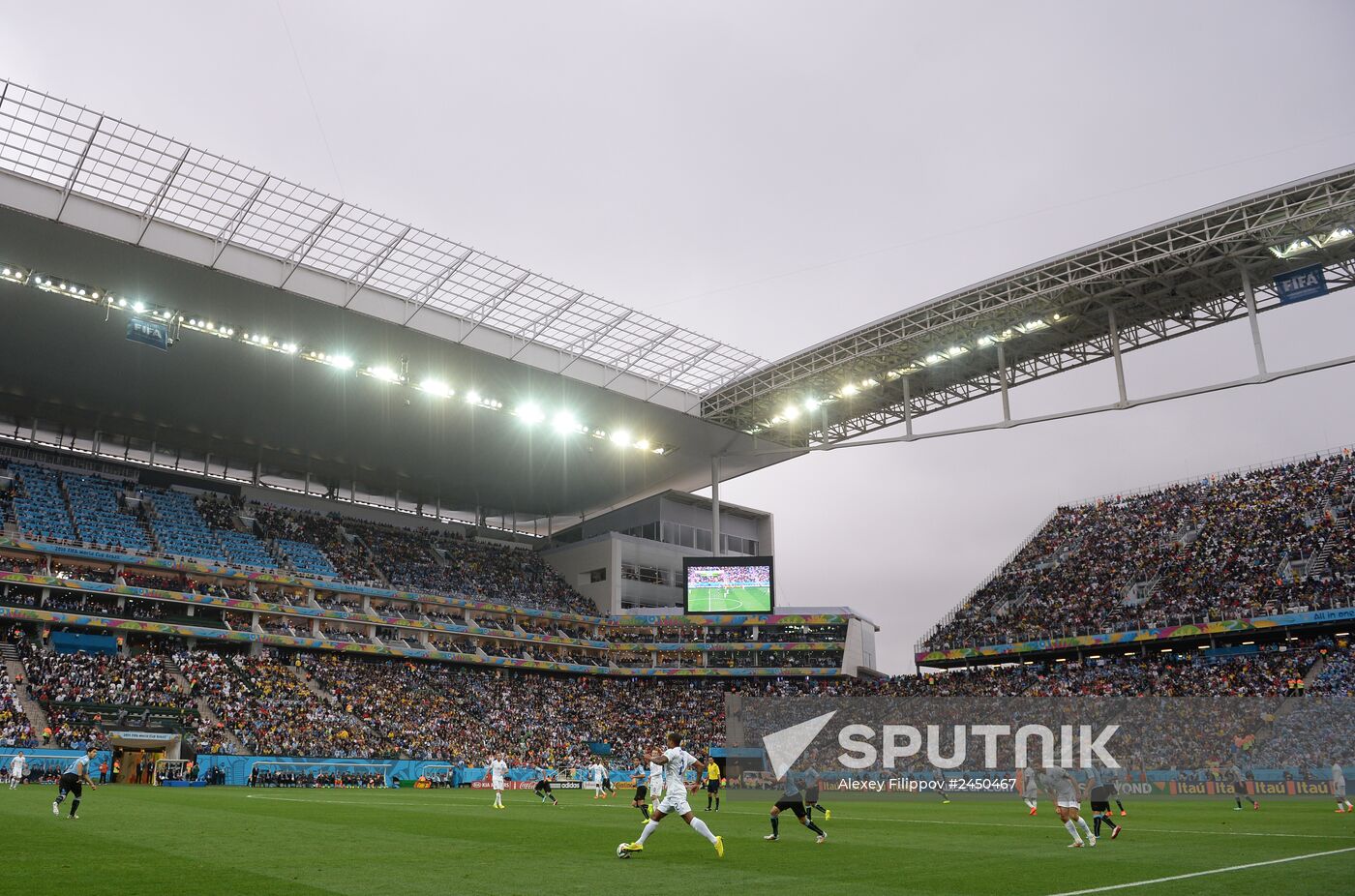 2014 FIFA World Cup. Uruguay vs. England