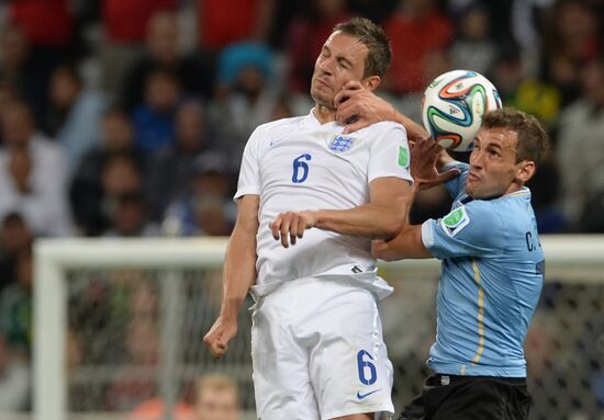 2014 FIFA World Cup. Uruguay vs. England