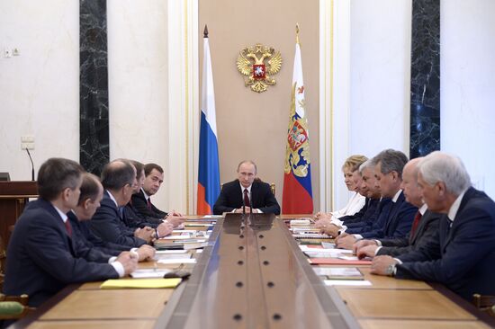 Vladimir Putin chairs Security Council meeting