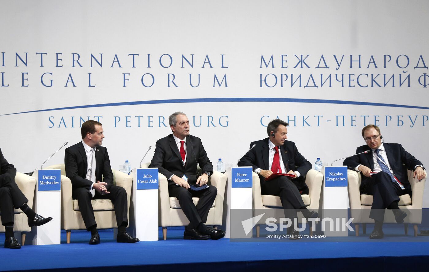 Dmitry Medvedev visits Northwestern Federal District