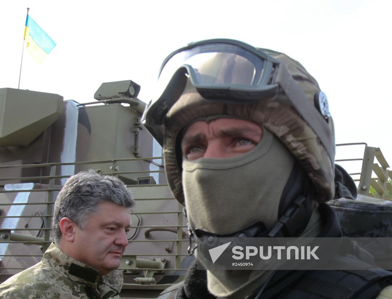 Ukraine's president Poroshenko visits National guard HQ in Donetsk Region