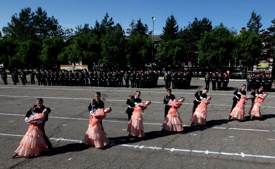 Graduation party at Ussuriysk Suvorov military school