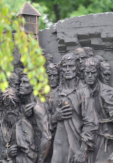 Opening of memorial to victims of Dulag-184 German transit camp in Vyazma