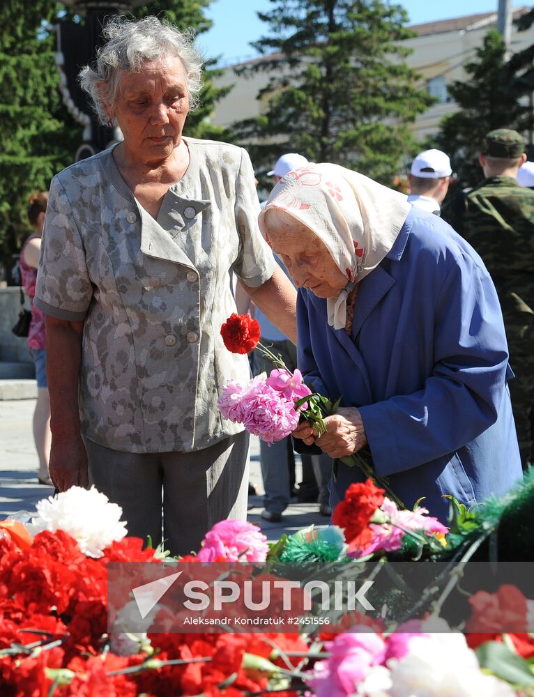 Day of Memory and Sorrow in Russian cities