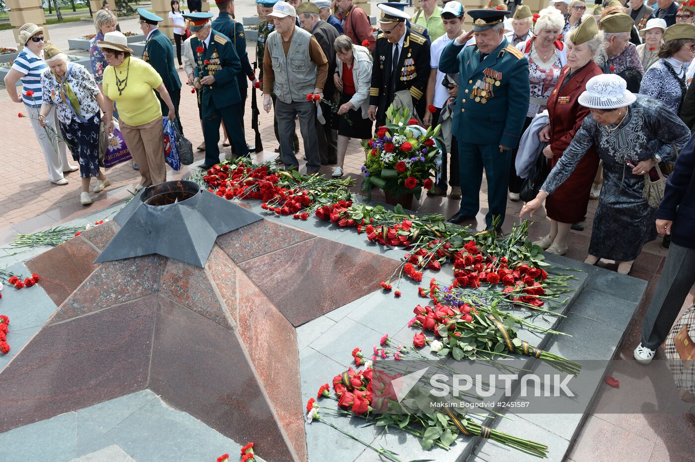 Day of Memory and Sorrow in Russian cities