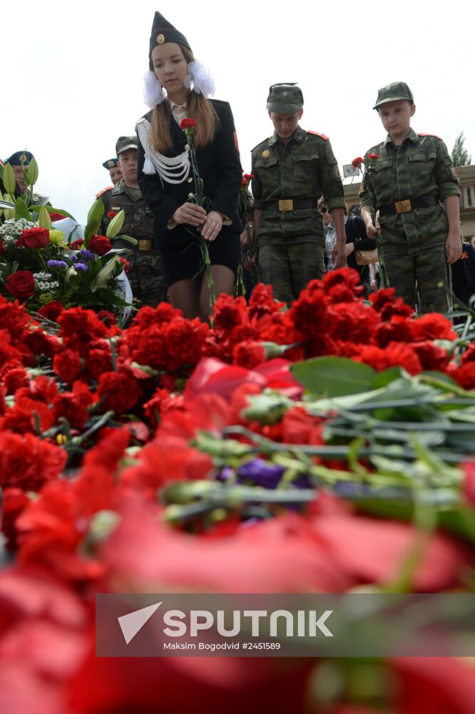 Day of Memory and Sorrow in Russian cities