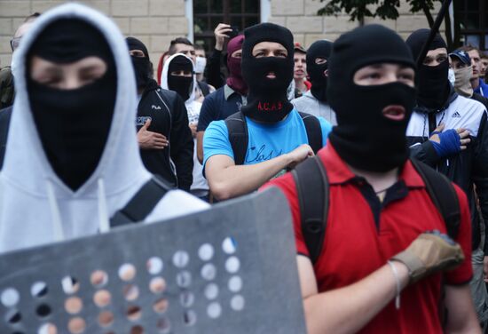Unknown people obstruct religious procession against war and Ukraine's integration into EU