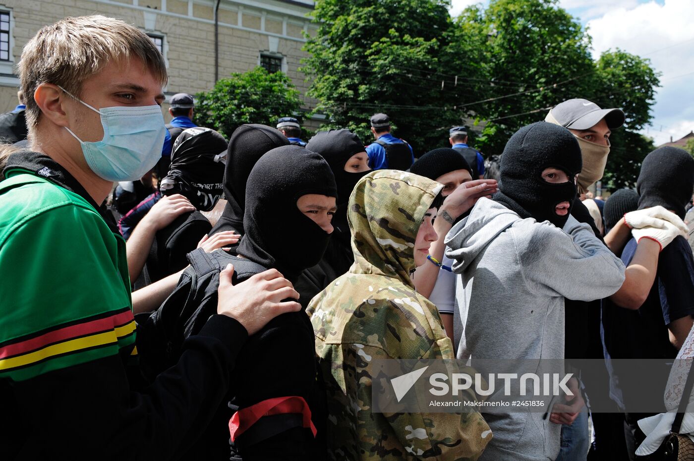Unknown people obstruct religious procession against war and Ukraine's integration into EU