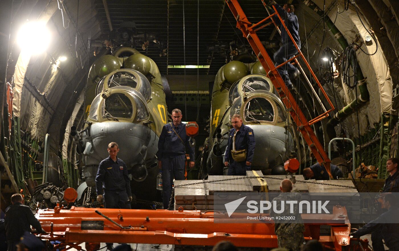Ruslan aircraft conducts unique transfer of helicopters to Central Military District