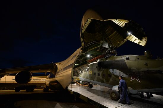Ruslan aircraft conducts unique transfer of helicopters to Central Military District