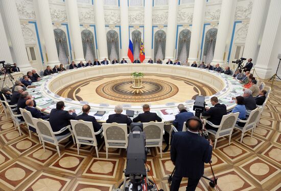 Vladimir Putin holds meeting of Presidential Council For Science and Education