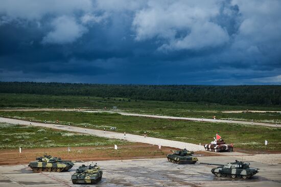 All-Armenian stage of Tank Biathlon 2014 competition