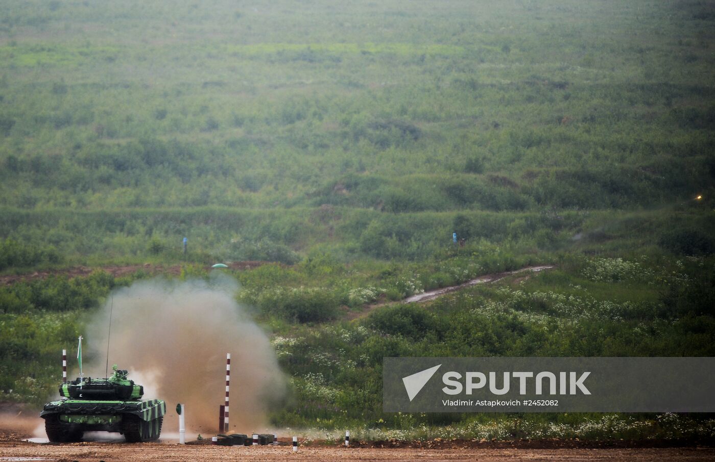 All-army stage of Tank Biathlon 2014 competition