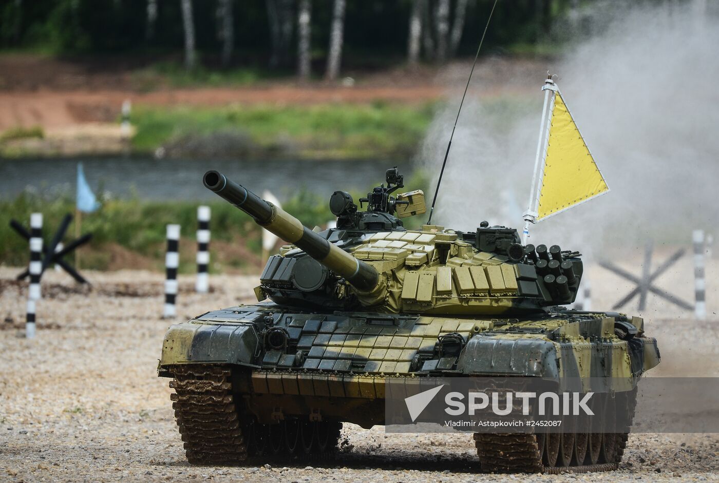 All-army stage of Tank Biathlon 2014 competition