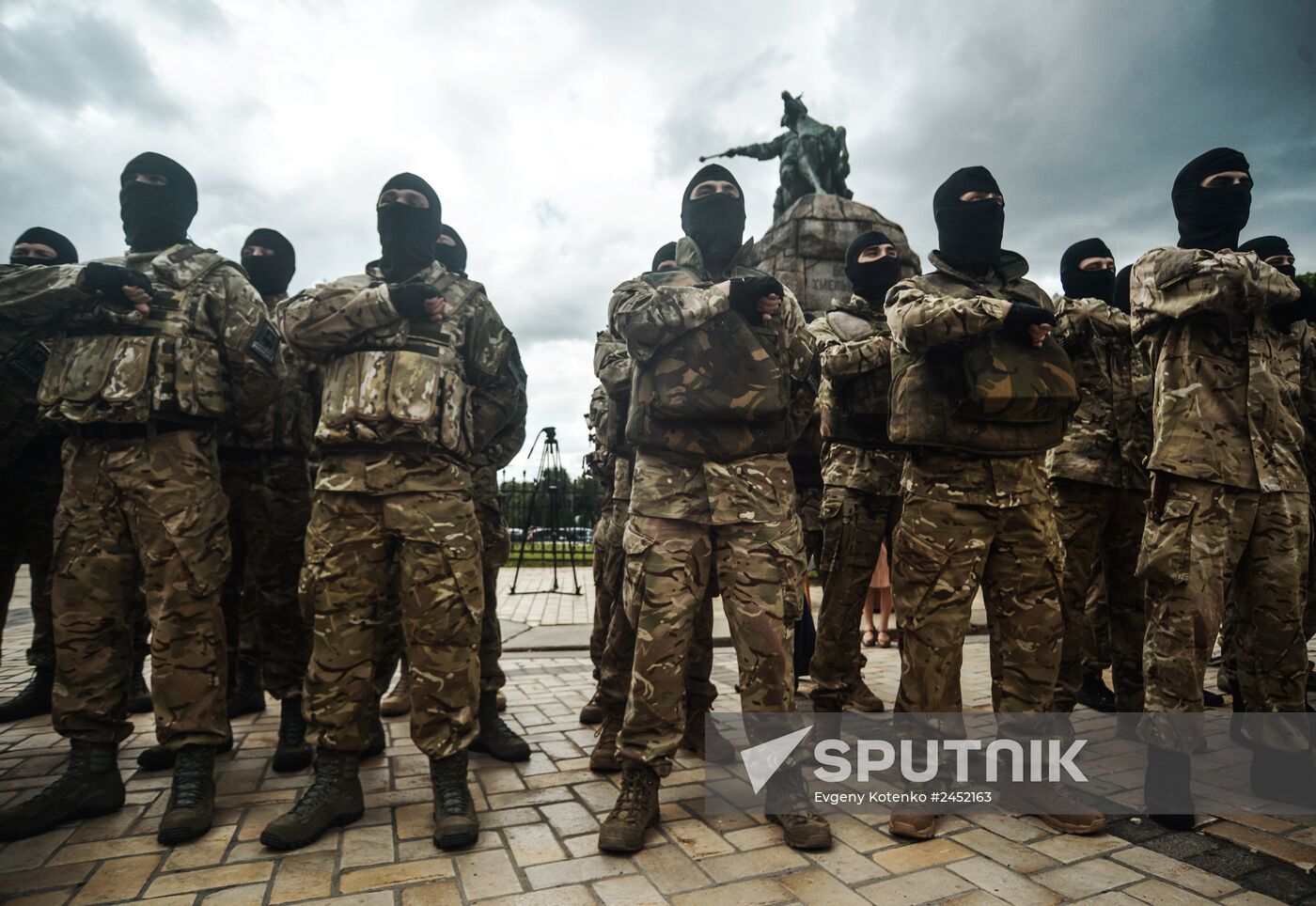 Recruits sworn in for Azov Battalion in Kiev