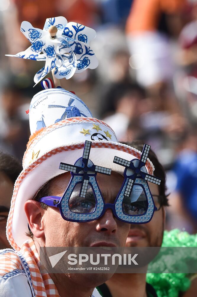 2014 FIFA World Cup. Netherlands vs. Chile