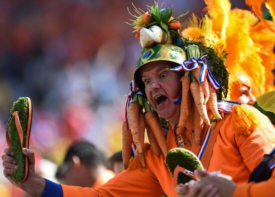 2014 FIFA World Cup. Netherlands vs. Chile