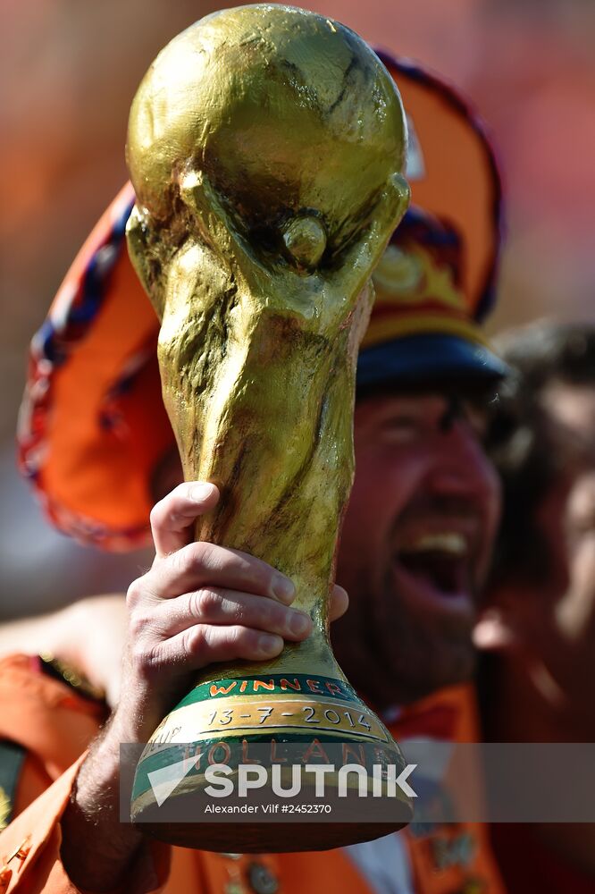 2014 FIFA World Cup. Netherlands vs. Chile