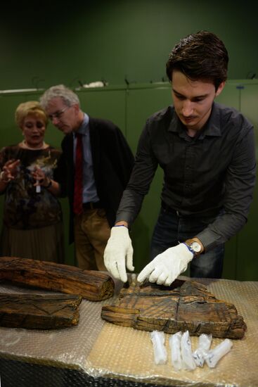 Shigir idol under expert evaluation