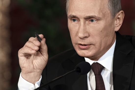 Vladimir Putin pays official visit to Austria