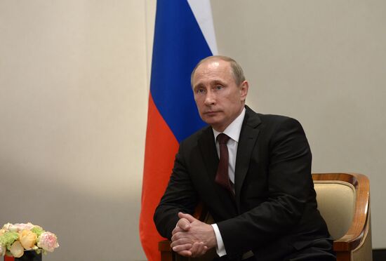 Vladimir Putin pays official visit to Austria