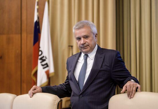 LUKoil annual meeting