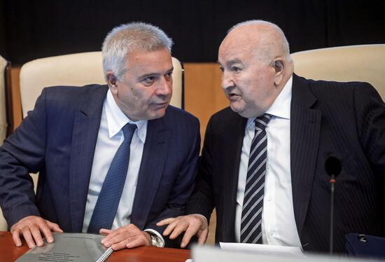 LUKoil annual meeting