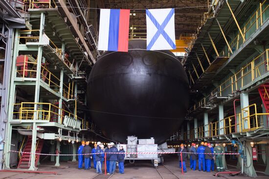 Diesel and electric submarine Rostov-on-Don launched