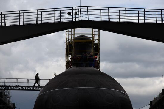 Diesel and electric submarine Rostov-on-Don launched