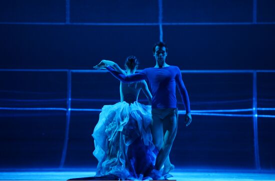 Dress rehearsal of Tsvetodelika ballet in Yekaterinburg