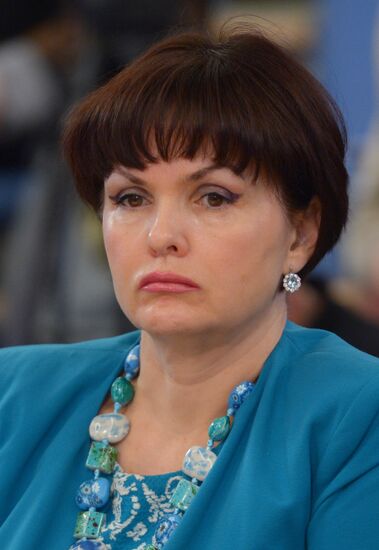 Round table on priorities for governments of Donetsk and Lugansk people's republics