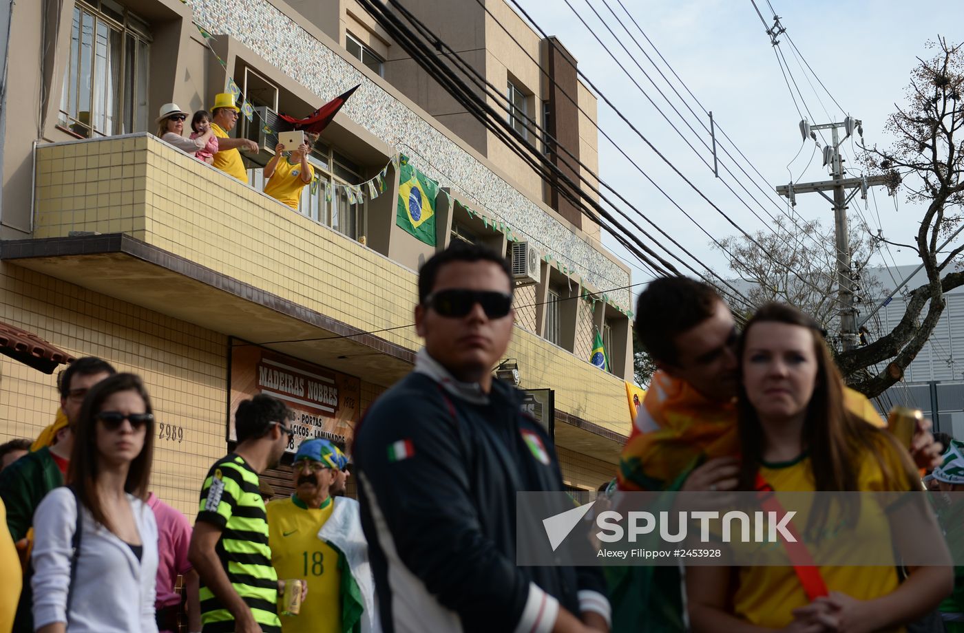 Football. 2014 FIFA World Cup. Algeria vs. Russia