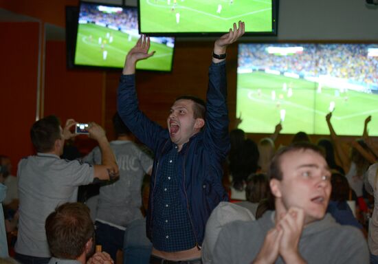 Football. 2014 FIFA World Cup. Algeria vs. Russia. Broadcast