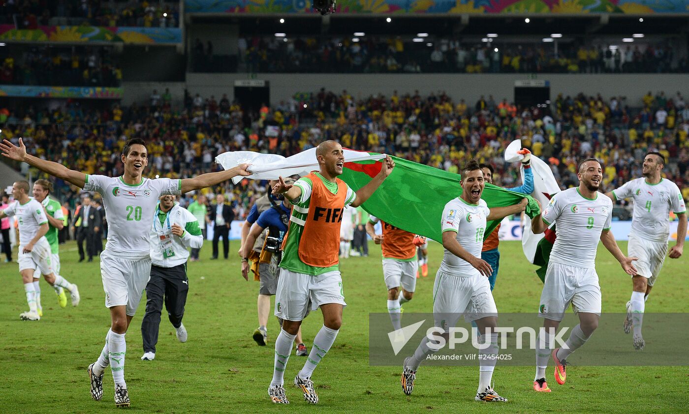 Football. 2014 FIFA World Cup. Algeria vs. Russia