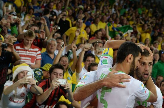 Football. 2014 FIFA World Cup. Algeria vs. Russia